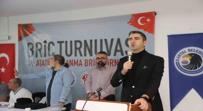 11. Atatürk’ü Anma Briç Turnuvası Kartal’da Gerçekleştirildi