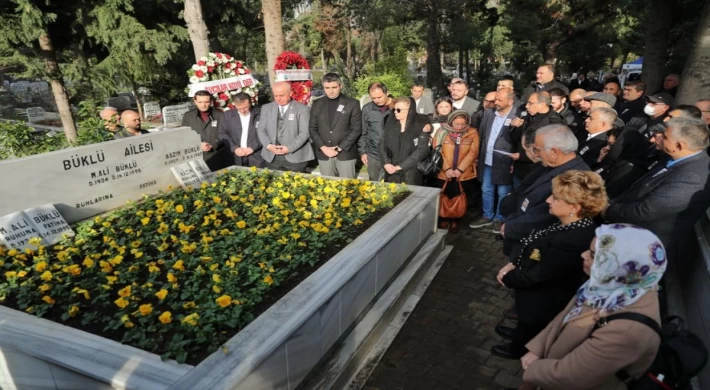 Merhum Başkan Mehmet Ali Büklü Mezarı Başında Anıldı