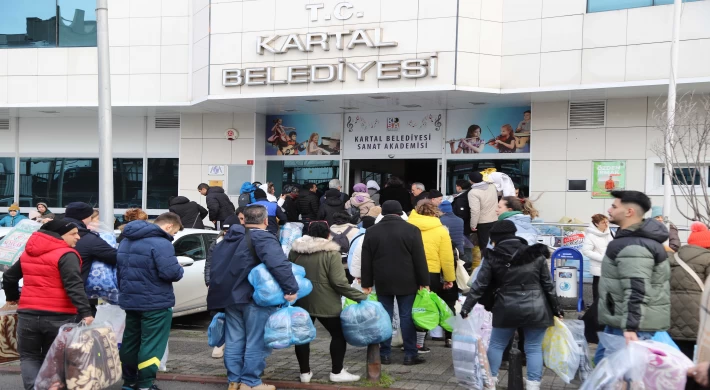 Kartal Belediyesi Deprem Bölgesi İçin Yardım Seferberliği Başlattı