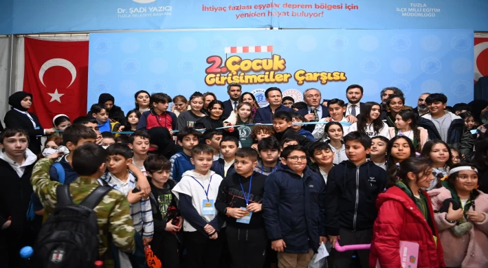 ÇOCUK GİRİŞİMCİLER ÇARŞISI, BU SEFER DEPREMZEDE ÇOCUKLAR İÇİN AÇILDI -TUZLALI ÇOCUKLAR KENDİ EŞYALARINI DEPREMZEDELER İÇİN SATIŞA SUNDU