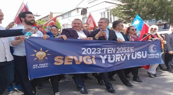 AK PARTİ KARTAL'DAN 2023'TEN 2053'E SEVGİ YÜRÜYÜŞÜ