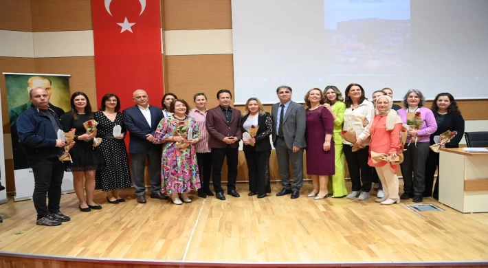 Tuzla'da Dünya Hemşireler Günü özel programla kutlandı -Tuzla Belediye Başkanı Dr. Şadi Yazıcı; “En zor zamanlarda mesleğinizi yapıyorsunuz”