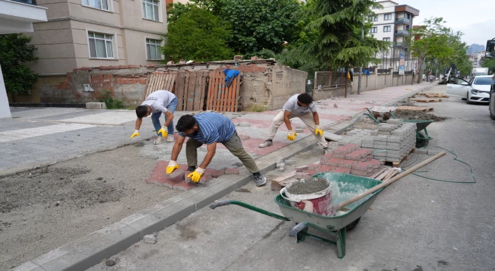 Kartal’ın Cadde ve Sokakları Modern Bir Görünüme Kavuşuyor