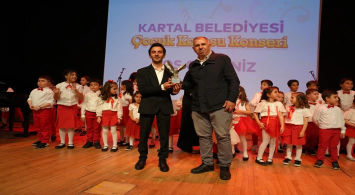 Kartal Belediyesi Çocuk Korosu Dinleyenleri Mest Etti
