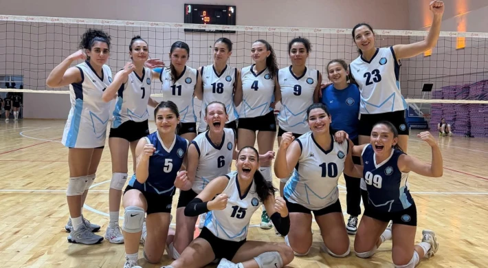 KAMARİN SPOR VOLEYBOL TAKIMI (MAVİ MELEKLER) 3 PUANLA TANIŞTI