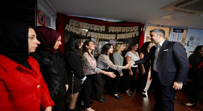 24 Kasım Öğretmenler Günü Kartal’da Kutlandı