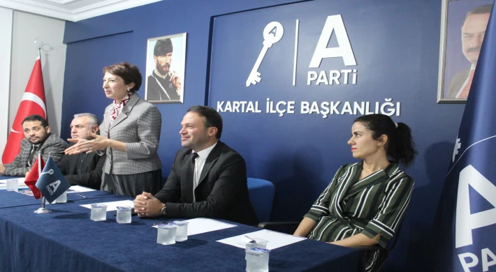 ANAHTAR PARTİ GENEL BAŞKAN YARDIMCISI EMİNE KÜÇÜKALİ KARTAL’DA: “KENTSEL DÖNÜŞÜM, PLAN DEĞİL PANİK POLİTİKASINA DÖNÜŞTÜ”