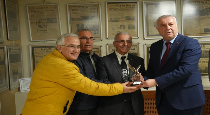 Cumhuriyet Tarihine Tanıklık Eden Sergi Kartal’da Açıldı