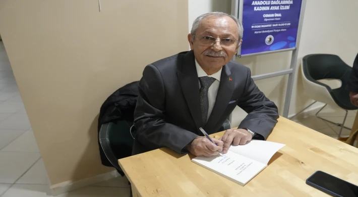 Eğitimci-Yazar Osman Ünal Kartallı Okurlarıyla Buluştu