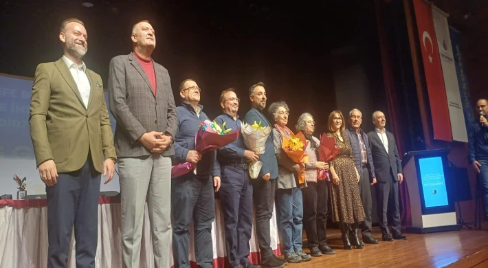 Kartal’da “Felsefe Buluşmaları” Semineri Yoğun Katılımla Gerçekleşti