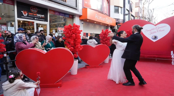 Kartal’da Sevgililer Günü Coşkusu