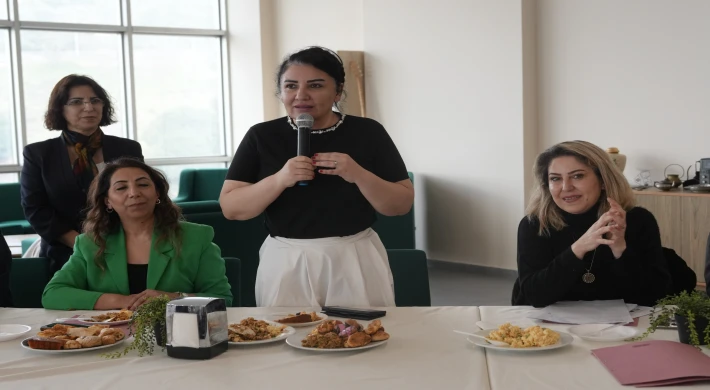 Kartal Belediyesi’nden ‘Yaşlılara Saygı Haftası’nda Huzurevi Sakinlerine Anlamlı Ziyaret