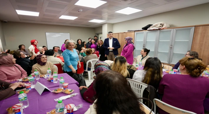 KARTAL’DA KADINLARA ANLAMLI ARMAĞAN