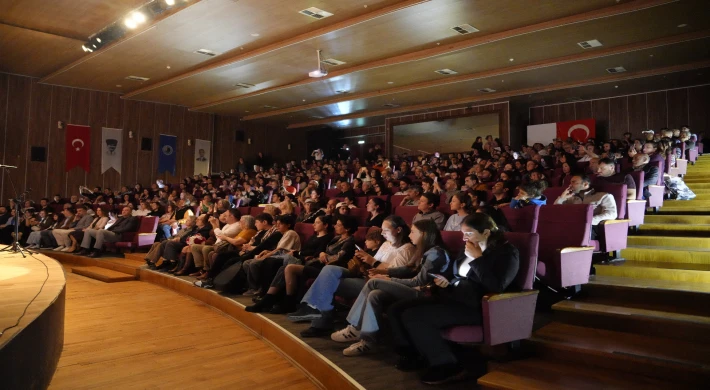 Kartal Belediyesi Sanat Akademisi Oda Orkestrası’ndan Muhteşem Konser