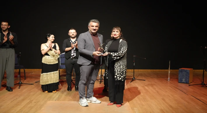 Kartal’da Dünya Dans Günü Flamenko Rüzgârıyla Kutlandı