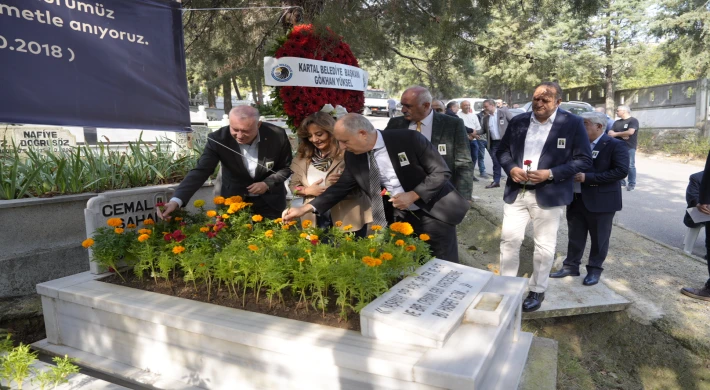 Merhum Cemal Şahan Kabri Başında Anıldı