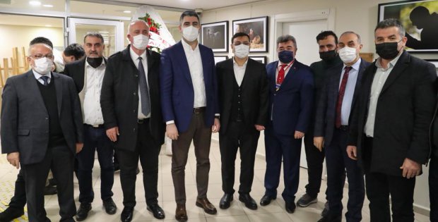 Başkan Gökhan Yüksel ‘Çağrılı Fotoğraf Günleri’ Sergisi’nin Açılışını Gerçekleştirdi 