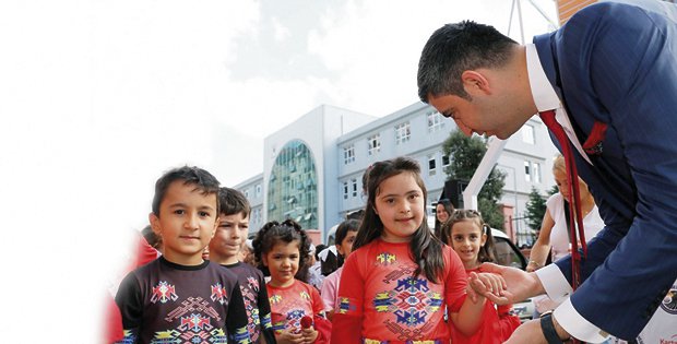 Kartal Belediyesi öğrencileri yalnız bırakmadı