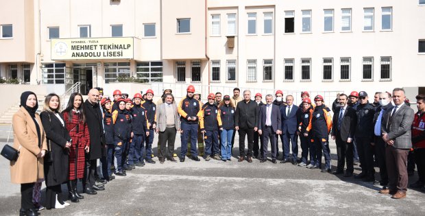 TUZLA’DA 59 BİN 600 ÖĞRENCİNİN KATILIMIYLA DEPREM TATBİKATI YAPILDI