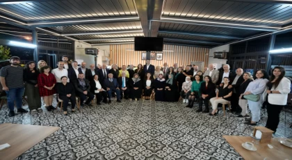 Kartal Belediyesi’nden Muhtarların Onuruna Yemek