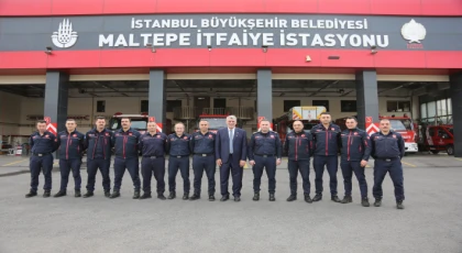 Cumhur İttifakı AK Parti Maltepe Belediye Başkan Adayı Kadem Ekşi itfaiyecileri ziyaret etti