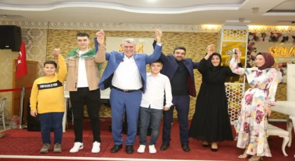 Kadem Başkan asker eğlencesine katıldı