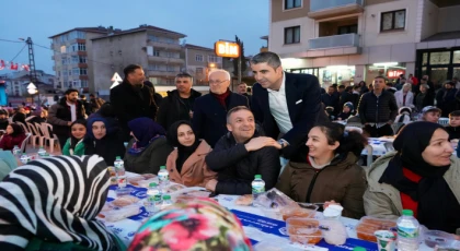 Başkan Gökhan Yüksel, İftar Sofrasında Kartallı Komşularıyla Buluşuyor