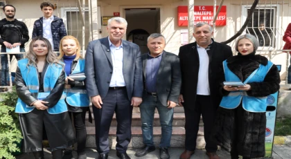 Cumhur İttifakı AK Parti Maltepe Belediye Başkan Adayı Kadem Ekşi, Altıntepe Mahalle Muhtarlığını ziyaret etti