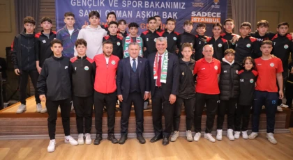 Maltepe Belediye Başkan Adayı Kadem Ekşi ve Bakan Osman Bak’tan, amatör spor kulüplerine müjde -“Maltepe’deki bütün amatör spor kulüplerine 100 er bin TL nakdi destek vereceğiz”
