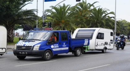 Kartal Belediyesi ve İBB Zabıta Ekiplerinden İşgalci Karavanlara Müdahale