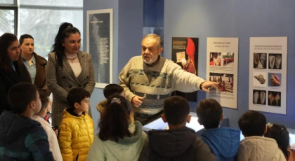 Kartal Belediyesi Kreş Öğrencileri, Can Geyran Deniz Kabukları Merkezi’nde Keşfe Çıktı