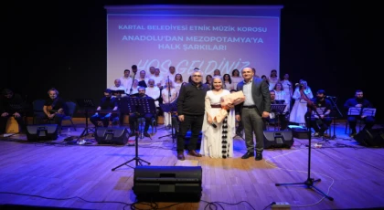 Kartal Belediyesi Etnik Müzik Korosu Performansıyla Büyüledi