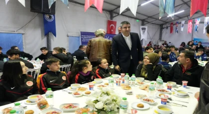 Kartal Belediyesi, Ramazan’da Paylaşma ve Dayanışma Ruhunu İlçe Geneline Taşıyor