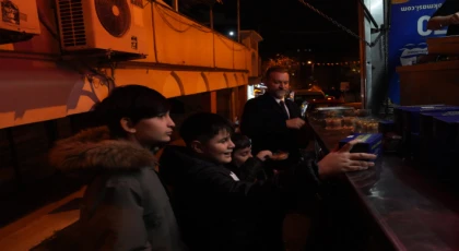 Kartal Belediyesi’nden Berat Kandili’nde Vatandaşlara Lokma İkramı