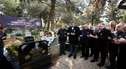 Merhum Meclis Üyesi Umut Daştan, Mezarı Başında Anıldı