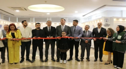 SIRLI TOPRAKLAR ÇİNİ SERGİSİNİN AÇILIŞI GERÇEKLEŞTİRİLDİ