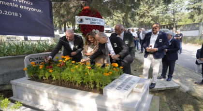 Merhum Cemal Şahan Kabri Başında Anıldı