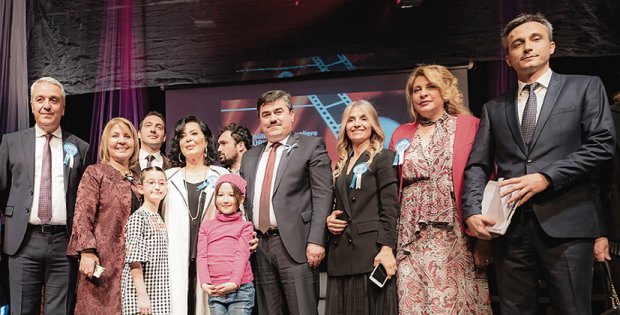 ‘Gönüllerden Tuvallere’ Türkan Şoray