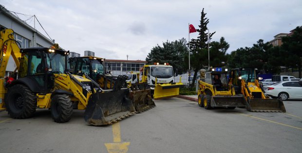 Kartal Belediyesi Beklenen Yoğun Kar Yağışı Nedeniyle Teyakkuza Geçti